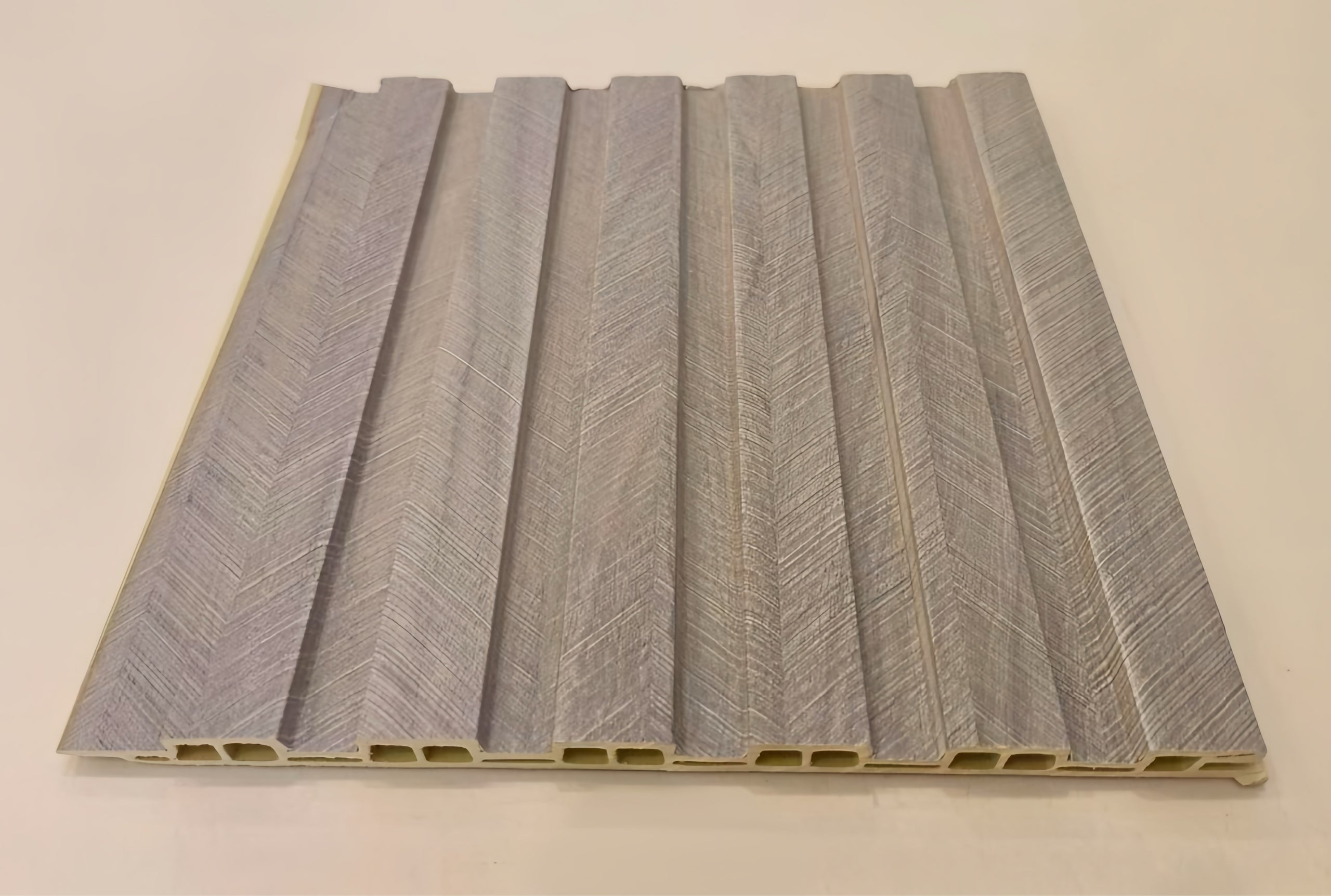 Nordic Breeze · Panel Format