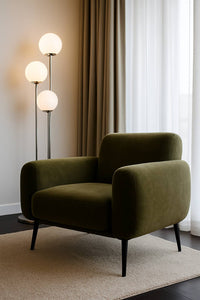 Reupholstery of an armchair